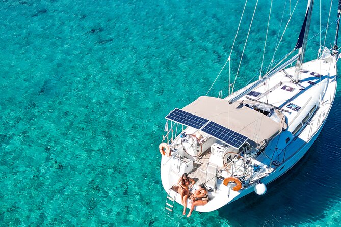 Sailing Cruise to Dia Island with Meal and Water Activities - Lunch on deck, with Cretan flavors
