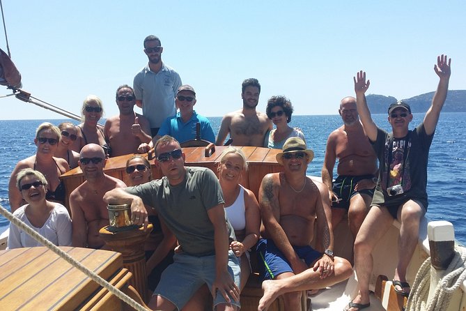 Sailing day trip on Tall Ship Andrea Jensen with Lunch and Wine - Lunch, local wine, and a relaxed afternoon