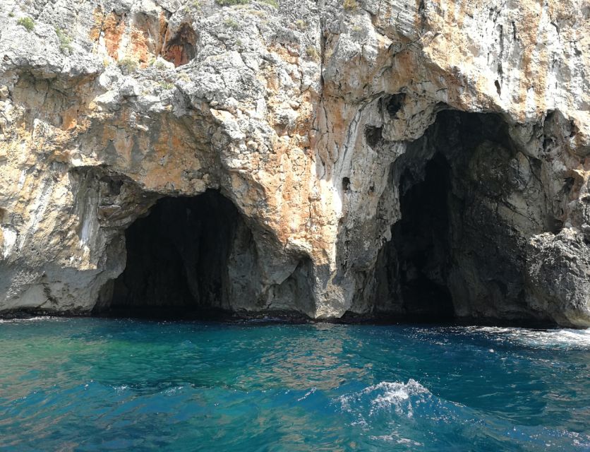 Santa Maria di Leuca: Caves Boat Tour - How the short duration affects the experience