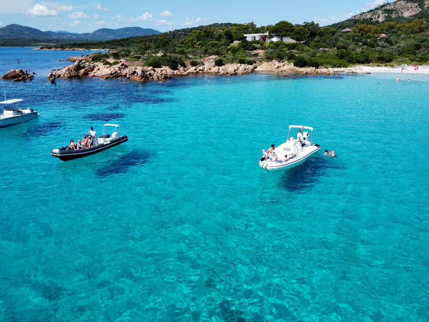 Sardegna: Tavolara Boat Tour with Snorkeling - Molara and the natural pools