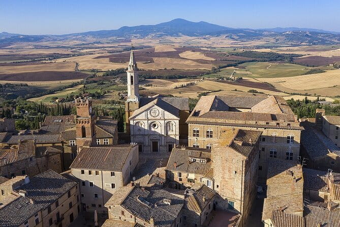 Self-Drive Vintage Fiat 500 Tour from Florence: Tuscan Wine Experience - Tagliere, wine, and a simple Tuscan lunch