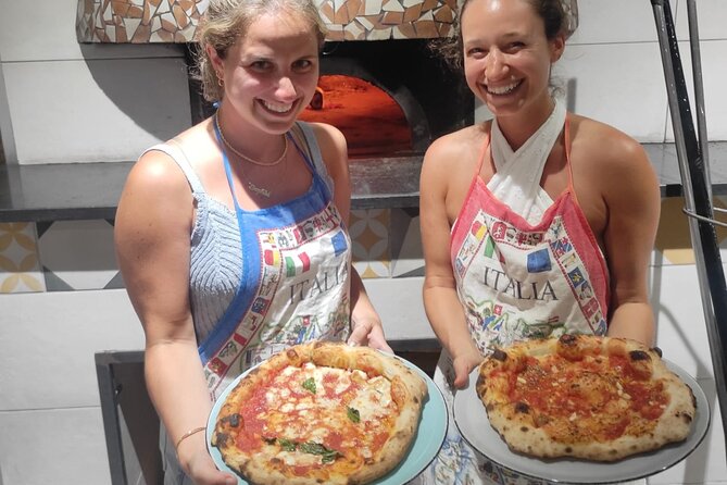 Semi-Private Pizza Making Experience in Naples with Drink - Learning the Dough Method