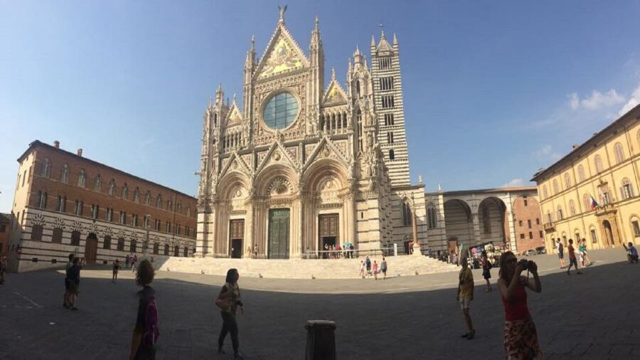 Siena: 3h Private City Walking Tour with Optional Cathedral - Palazzo Tolomei and Banchi di Sopra