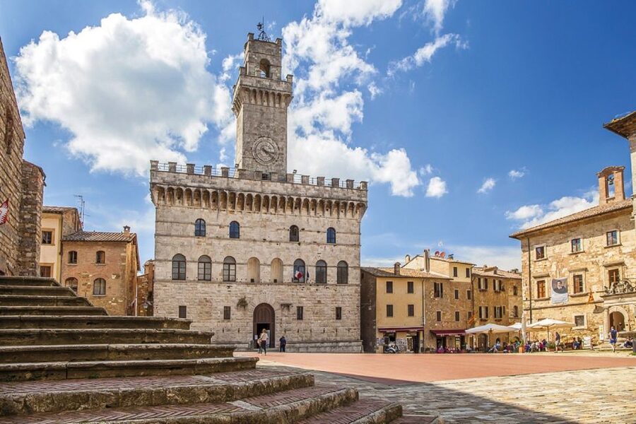 Siena: San Gimignano, Chianti & Montalcino Small-Group Tour - Leaving Siena in a group of eight