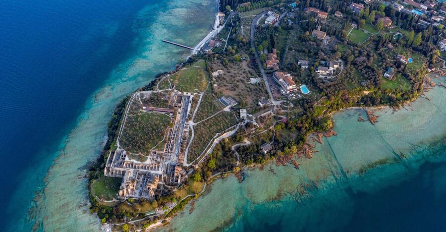 Sirmione: 25 Minute Boat Cruise around the Peninsula - Maria Callas Villa and Aquaria from the water