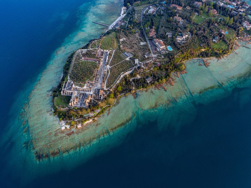 Sirmione: 25 Minute Boat Cruise around the Peninsula - Choosing the best time for photos
