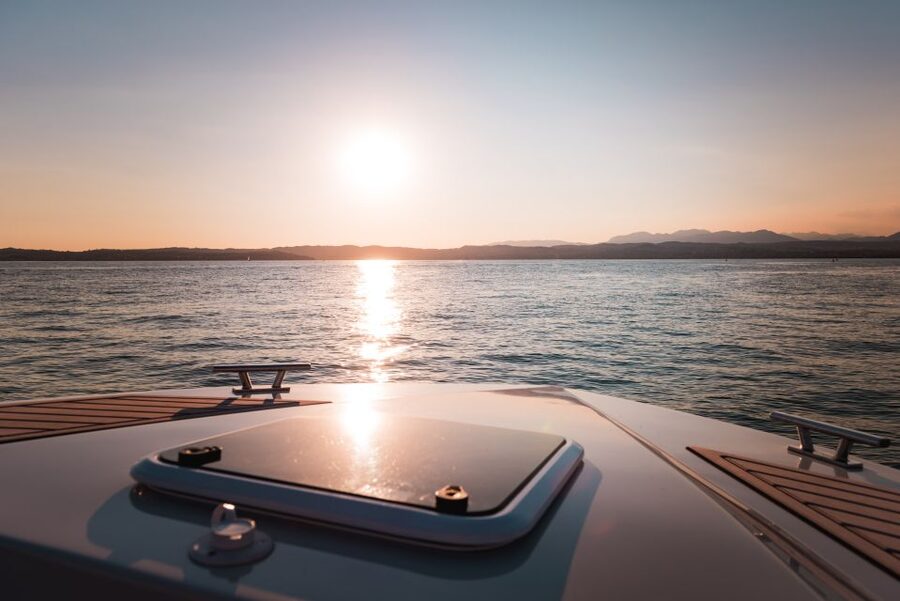 Sirmione: Sunset Boat Cruise with Local Wine - Grotte di Catullo from the water