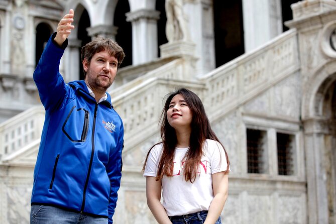 Skip-the-Line: Doge's Palace & St. Mark's Basilica Fully Guided Tour - Entering Doge’s Palace without the long wait