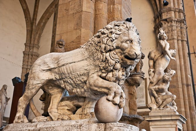 Skip-the-Line Florence Highlights and David Walking Tour - Ponte Vecchio and its jeweler windows