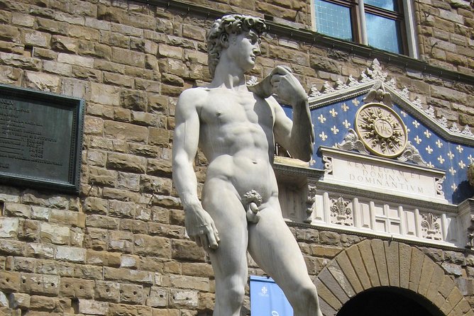 Skip the Line: Florence's Accademia Gallery Priority Entrance Ticket - Collecting your ticket at Via Ricasoli 41