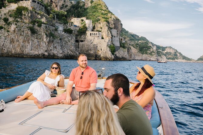 Small Group Amalfi Coast Boat Day Tour from Positano - Why seeing the Amalfi Coast from Positano works