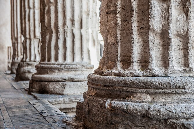 Small Group Tour of Assisi and St. Francis Basilica - Piazza del Comune and the Temple of Minerva