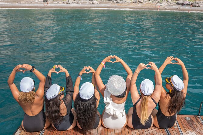 Small Group Tour to Positano by Boat at Sunset - Why seeing Positano from the sea changes the town