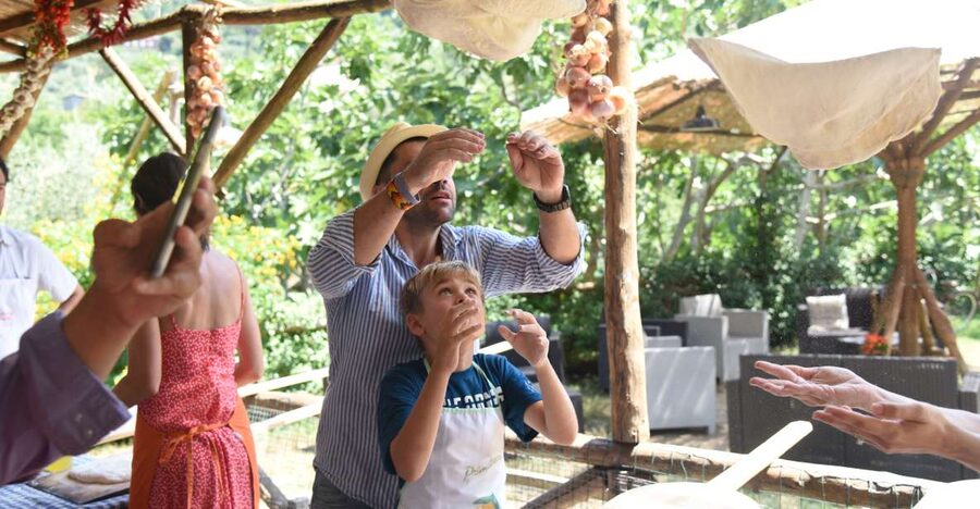 Sorrento: Pizza Lesson, Wine, and Limoncello at a Local Farm - Why this farm visit feels different from a restaurant meal