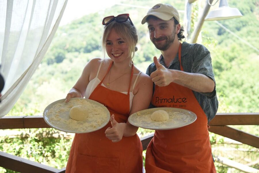 Sorrento: Pizza Lesson, Wine, and Limoncello at a Local Farm - Building and baking your own pizza