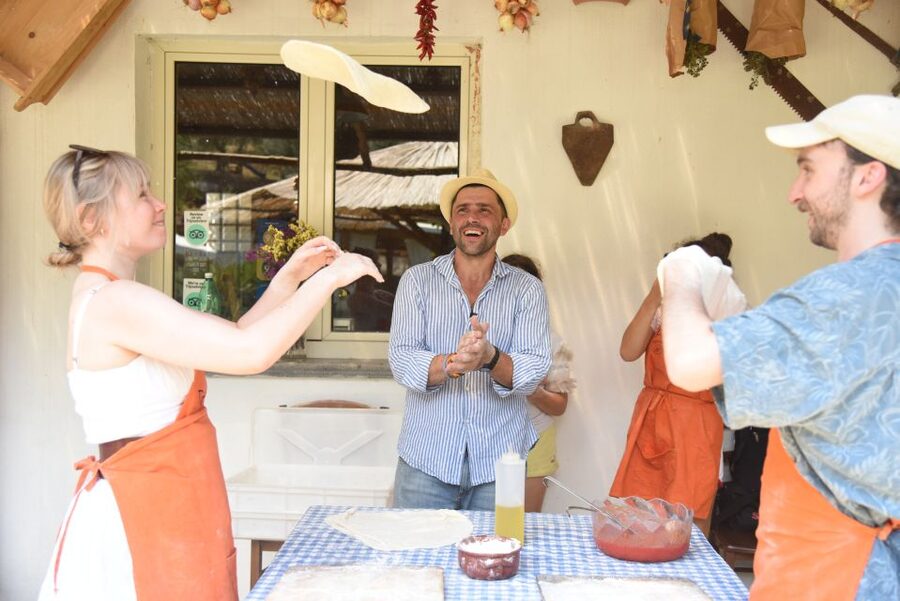 Sorrento: Pizza Lesson, Wine, and Limoncello at a Local Farm - The 20-minute ride from central Sorrento