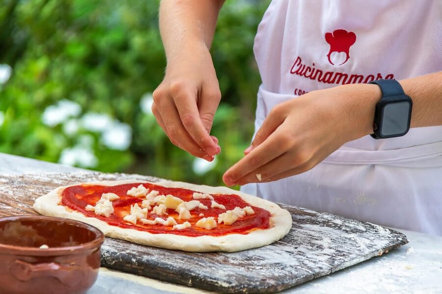 SORRENTO: Pizza School Mastering Neapolitan Delights - Rain, children, and different kinds of groups