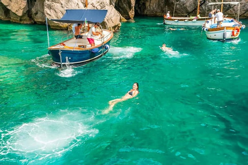 Sorrento: Positano & Amalfi Coast Small-Group Boat Tour - Swimming at the Sirenuses islands