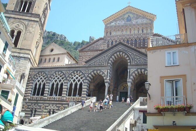 Sorrento, Positano and Amalfi: Private Tour of Coastal Gems - The driver shapes the day