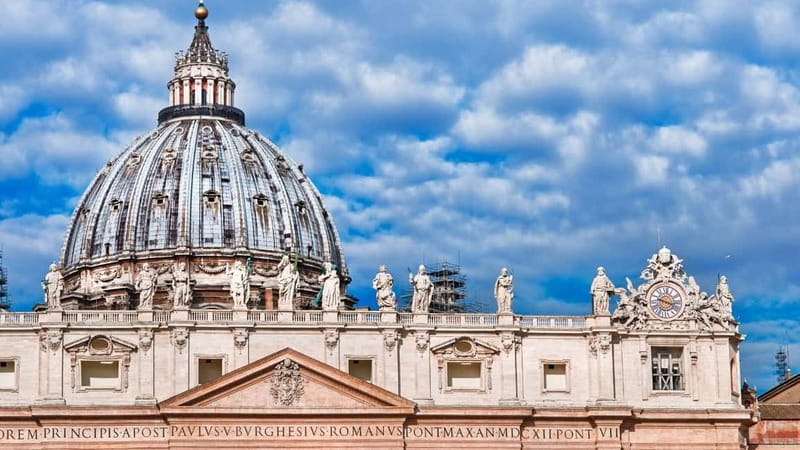 St. Peter's Dome Climb, Basilica and Vatacombs Tour - What the $69 price includes