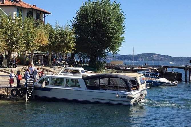 Stresa: 1-Day 3 Borromean Islands Hop-On Hop-Off Boat Tour - Boat timing, queues, and the return to Stresa