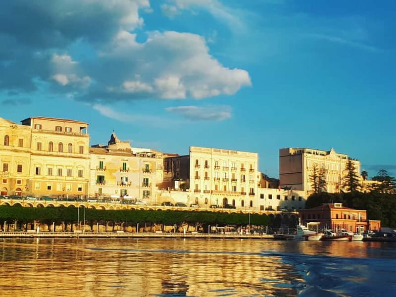 Syracuse: Ortigia and Neapolis Guided Walking Tour - Paradise Latomia and the Ear of Dionysius