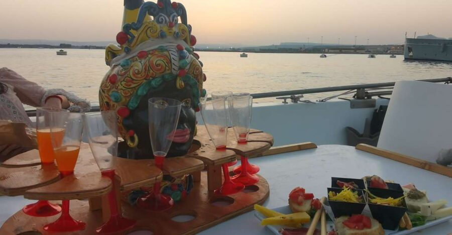 Syracuse: Ortigia Sunset Cruise with Aperitif - Why this two-hour cruise works so well
