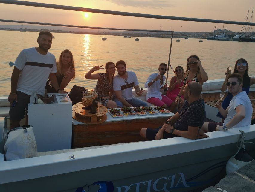 Syracuse: Ortigia Sunset Cruise with Aperitif - The Sicilian platter and prosecco stop