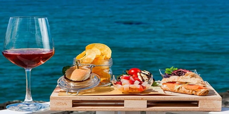 Taormina: Boat Tour with Aperitif on Isola Bella - What the two-hour schedule means for value