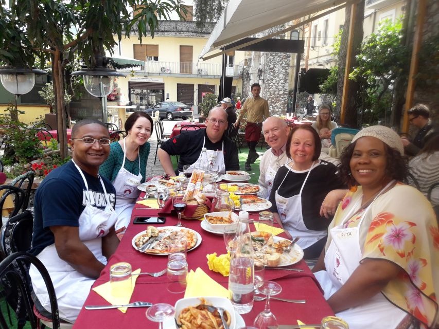 Taormina: Half-Day Pizza Making Class - The unexpected pasta portion