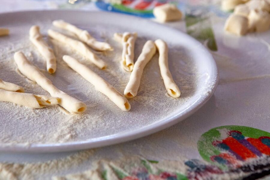 Taormina: Sicilian Cooking Class & Market Tour - Coffee, recipes, and the first look at lunch