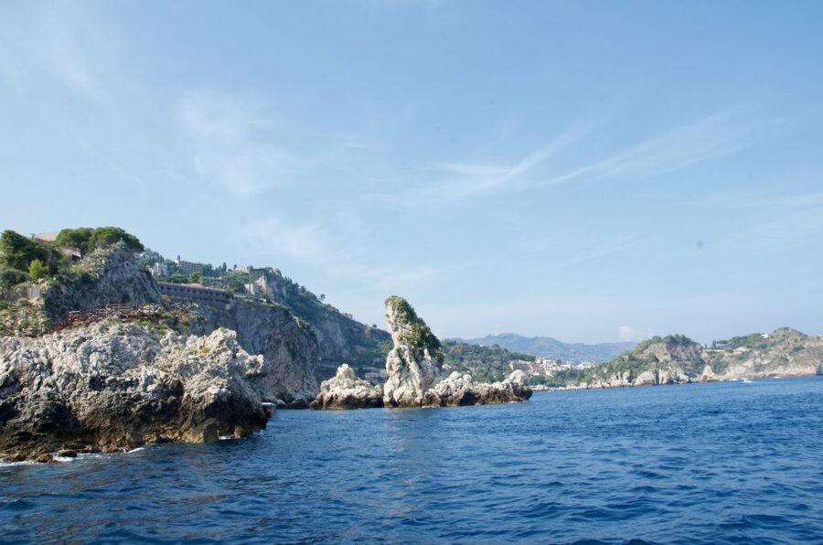 Taormina: White Lotus Tour - Isola Bella and the Swim Stop