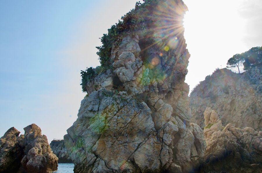 Taormina: White Lotus Tour - Dolphins, Golden Light, and the Best Departure Time