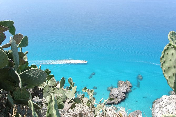 The best Boat Tour from Tropea to CapoVaticano, max 12 passengers - A small boat with a more personal feel