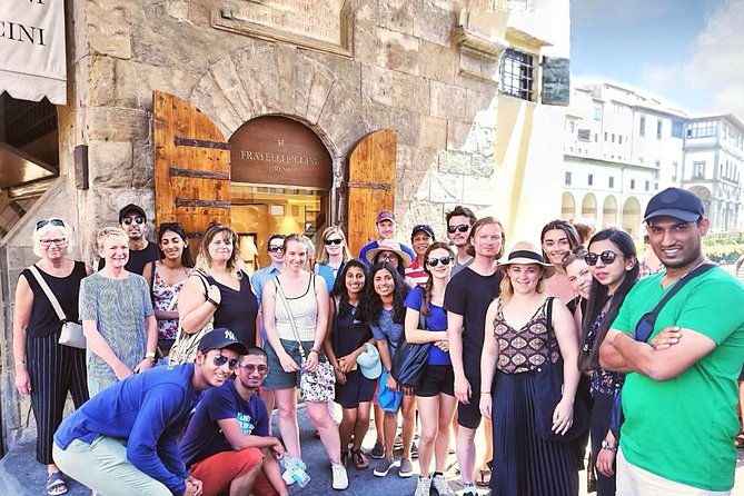The Best tour in Florence: Renaissance & Medici Tales - guided by a STORYTELLER - Finishing near the Arno and Ponte Vecchio