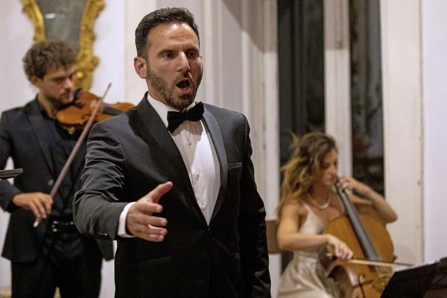 The Three Tenors in Sorrento: Opera Arias, Naples and Songs - Comfort, access, and small practical matters