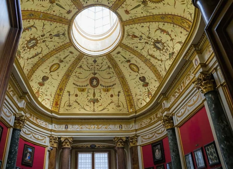 The Uffizi Gallery Florence Small group Guided tour - Pre-booked entry and the real meaning of skip-the-line