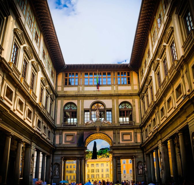 The Uffizi Gallery Florence Small group Guided tour - Botticelli’s Birth of Venus