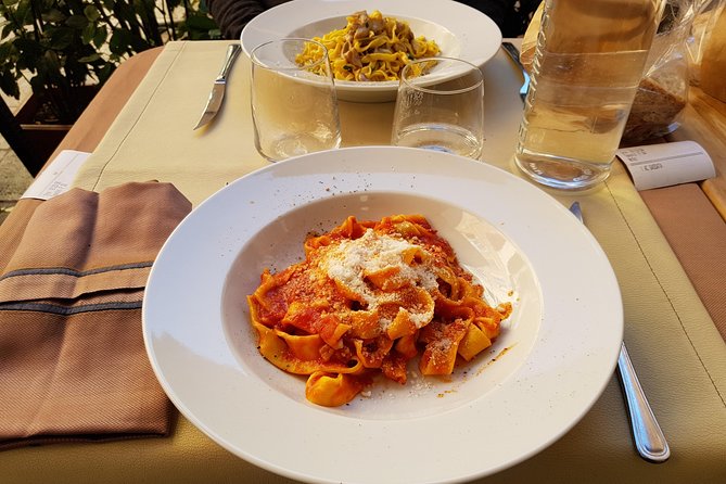 Tivoli Villas Full Day Trip From Rome with Lunch - Meeting at Castro Pretorio at 9:30 a.m.