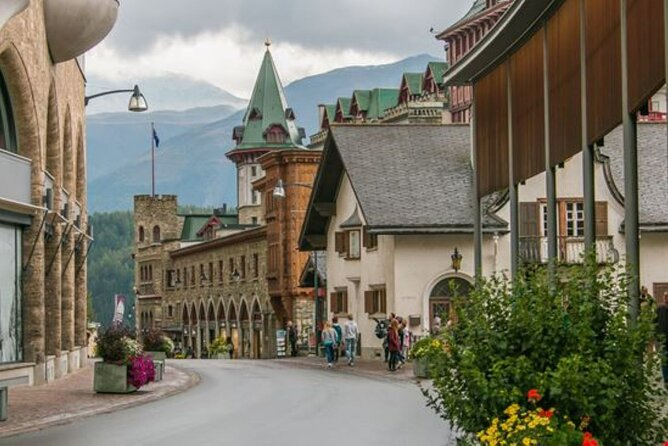 Tour Bernina Red Train And St Moritz from Milan - Adding a one-hour Lake Como cruise