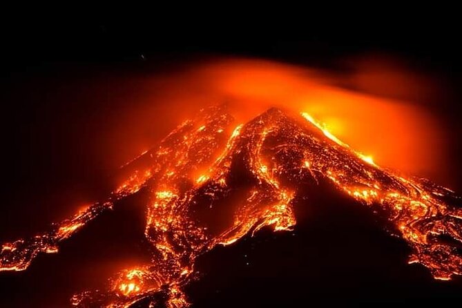 Tour Etna & Wine Tasting - Guides who shape the day