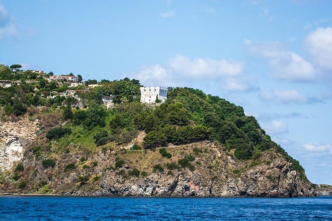 Tour of the island of Ischia in schooner - Setting out from Forio at 10:00 a.m.