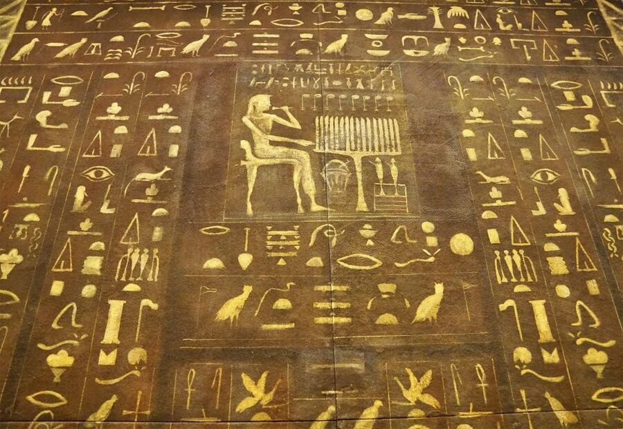 Turin: Guided Egyptian Museum Tour - What the guides add to the visit