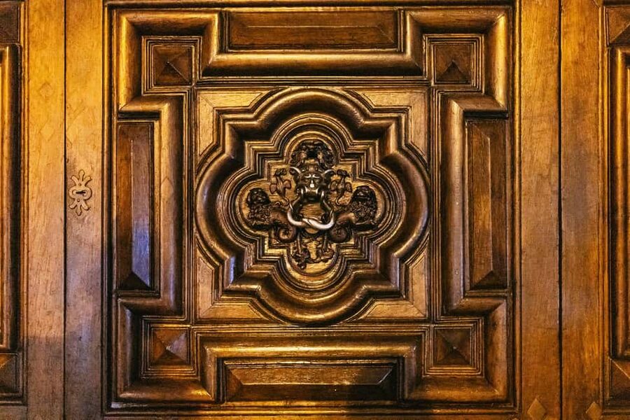 Turin: Magic Guided Tour - Timing, meeting points, and cancellation