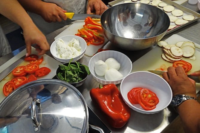 Tuscan Cooking Class and Dinner in Florence - From central Florence to the cooking school