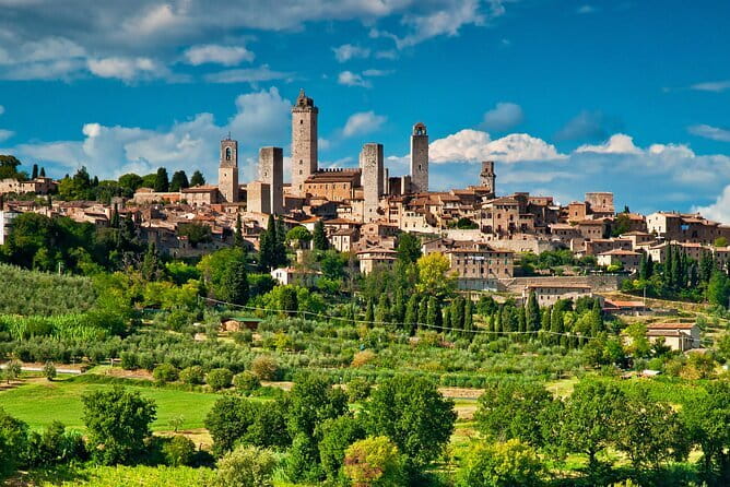 Tuscany Experience: Pisa, Siena, San Gimignano & Wine Tasting - Pisa and the Piazza dei Miracoli