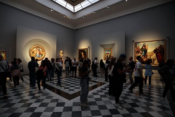 Uffizi Gallery Skip The Line Ticket or Guided Tour Options - Who should choose the guided option