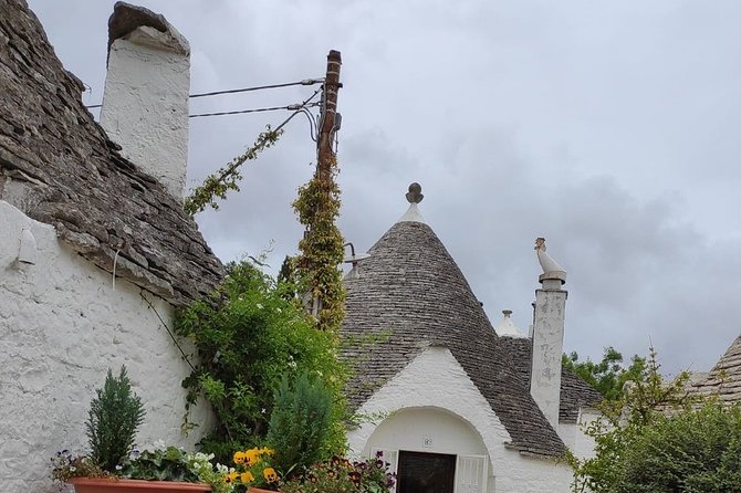 UNESCO's Alberobello and Matera from Bari - Guide style can shape the whole day