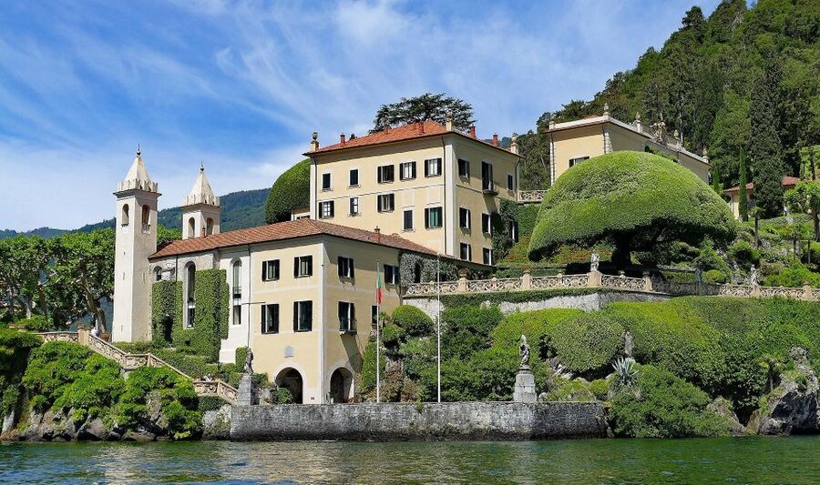 Varenna: Lake Como Premium Shared Cruise - Lenno Bay and Villa del Balbianello