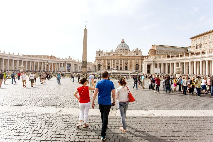 Vatican City: Skip-the-Line Vatican Museums & Sistine Chapel - The Raphael Rooms and Renaissance power